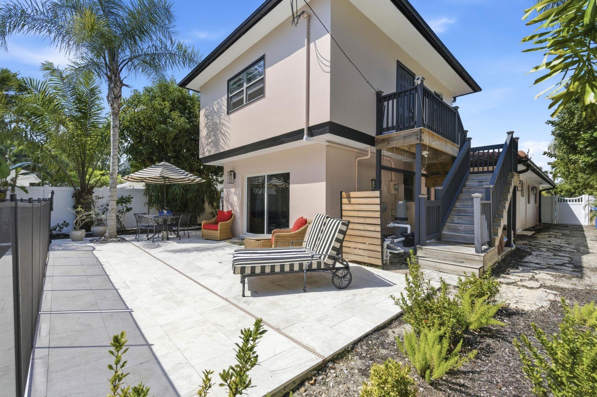 702 S Atlantic Drive, Lantana, FL 33462 Photo