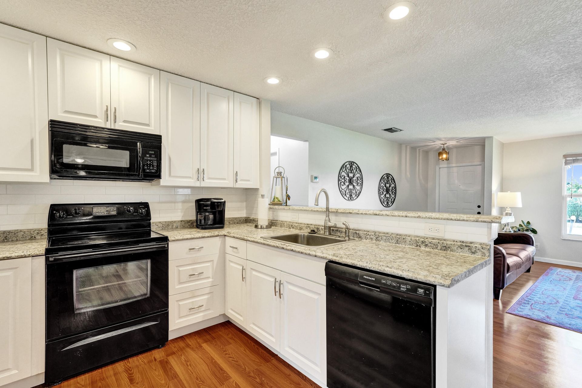 140 Miramar Avenue, Royal Palm Beach, FL 33411 Photo