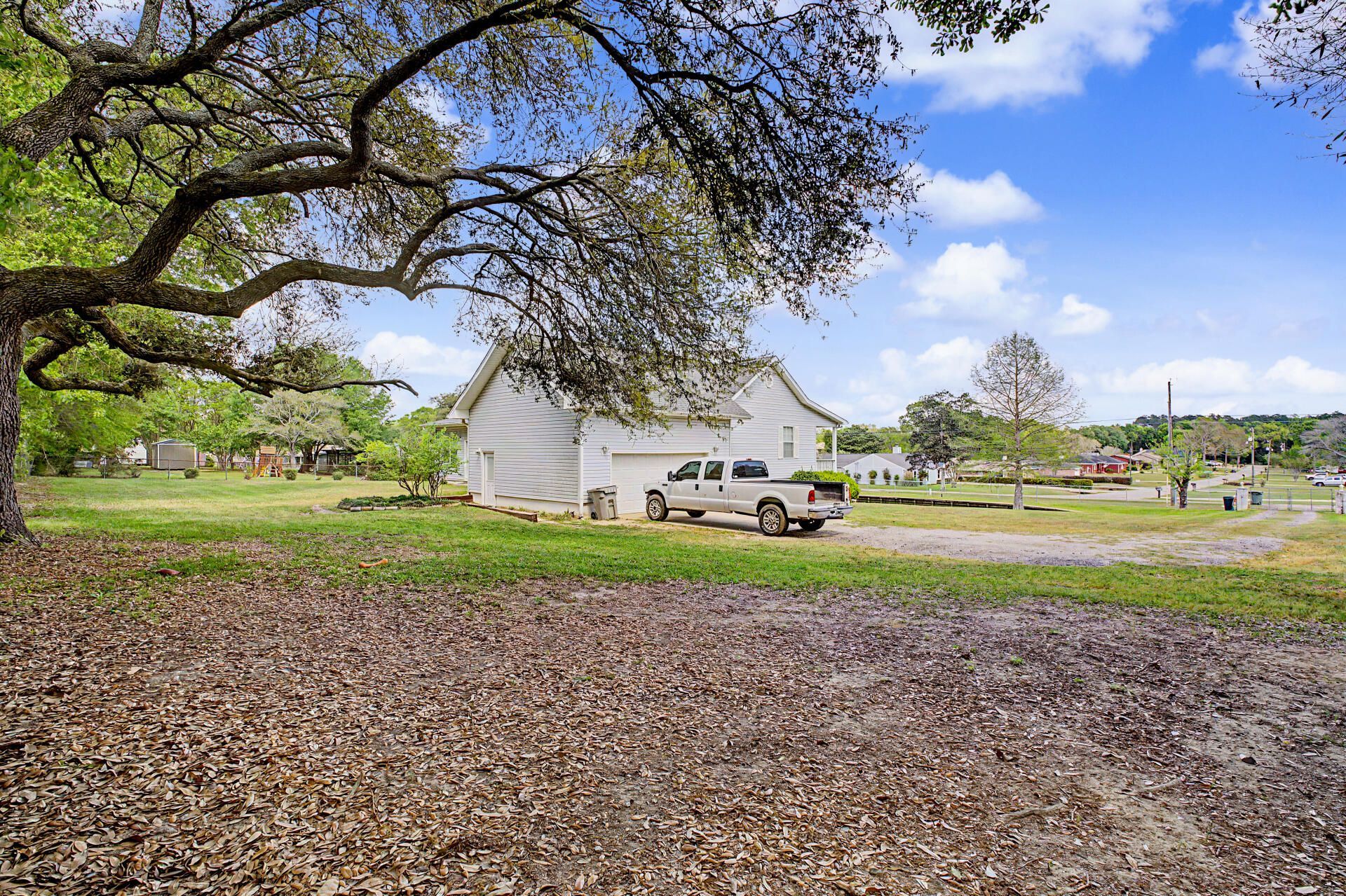 7327 Glidden Lane, Pensacola, FL 32526 Photo