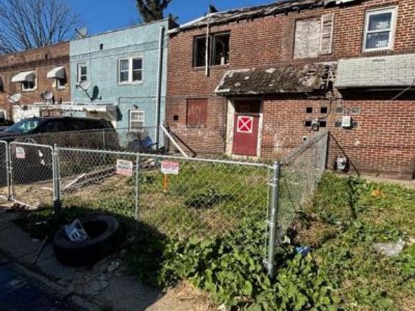 1413 HONAN STREET , CHESTER, PA 19013