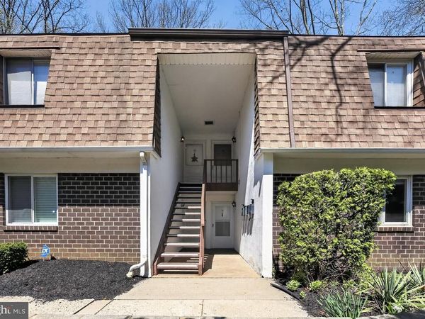411 STILES AVENUE, Unit B-11, MAPLE SHADE, NJ 08052