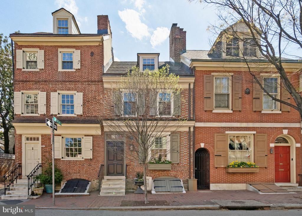 228 Spruce Street, Philadelphia, PA 19106 Main Photo