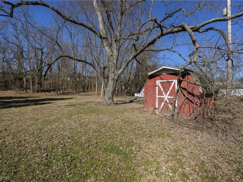 204 S Main Street , Tuscarawas, OH 44682 Photo 8