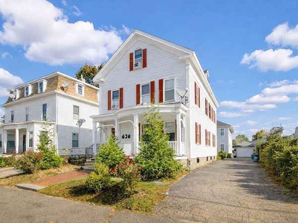 37 Benefit St, Worcester, MA 01610