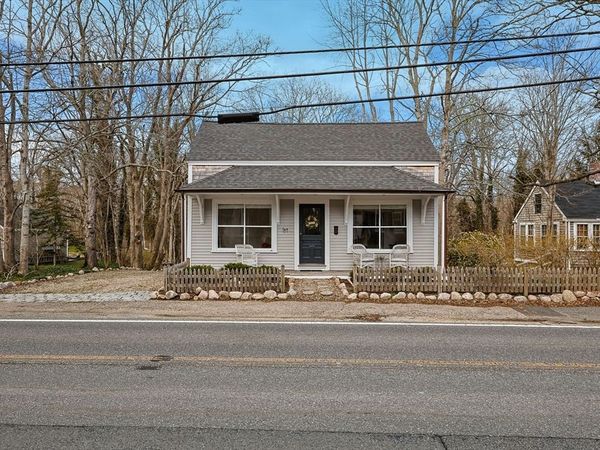 194 Route 6a, Yarmouth, MA 02675