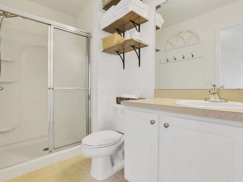 6534 Nottinghill Trail Drive, Unit 16-653, Canal Winchester, OH 43110 Photo 13