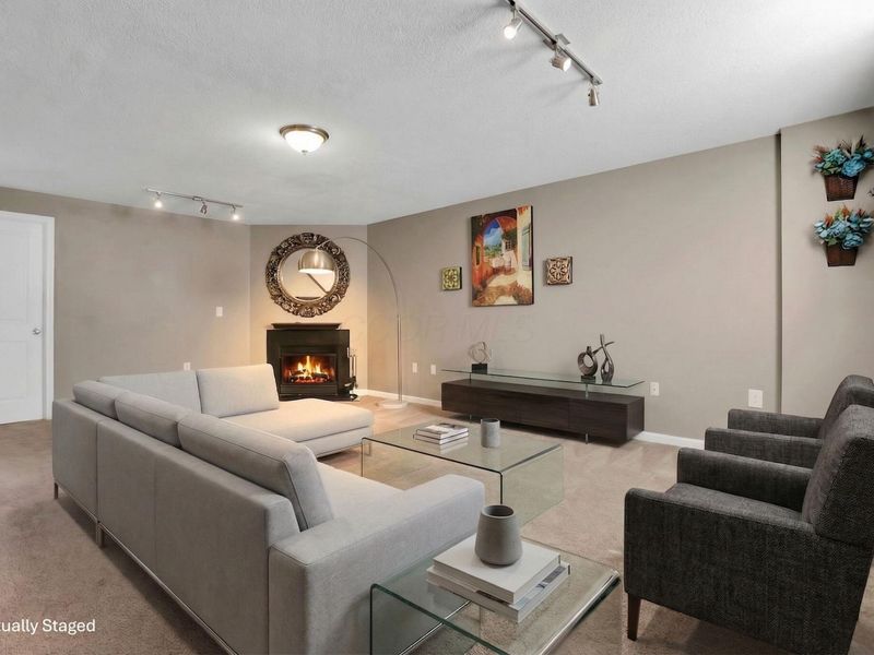 6534 Nottinghill Trail Drive, Unit 16-653, Canal Winchester, OH 43110 Photo 17