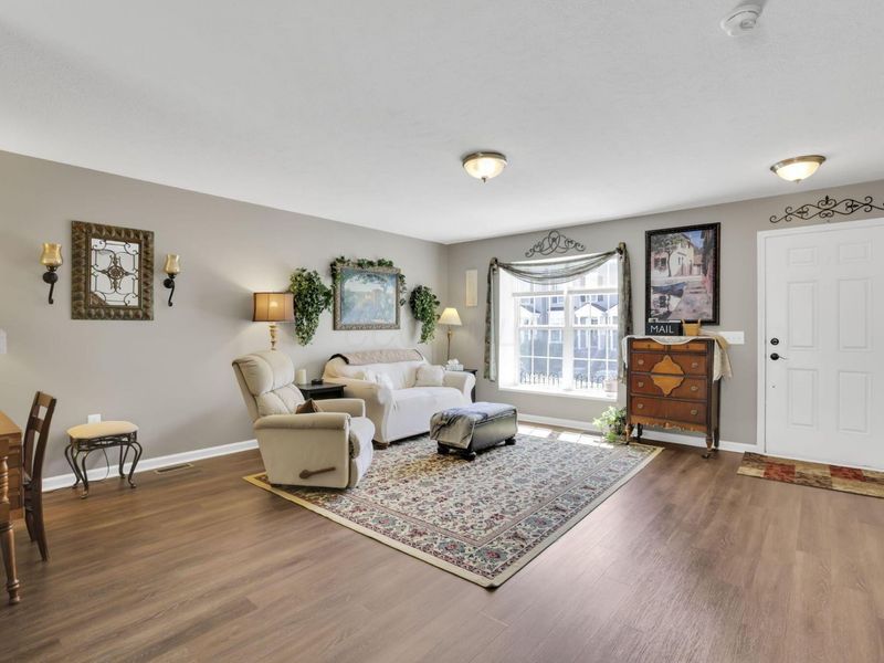 6534 Nottinghill Trail Drive, Unit 16-653, Canal Winchester, OH 43110 Photo 3