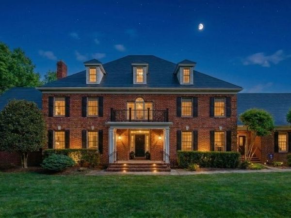 1241 Rahway Rd, Scotch Plains, NJ 07076