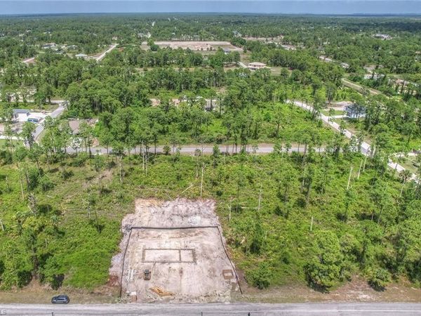 1081 Ainsworth ST E, LEHIGH ACRES, FL 33974