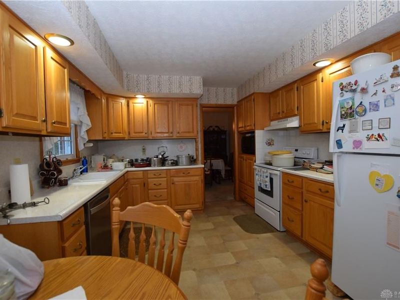 2126 Liberty Road, New Carlisle, OH 45344 Photo 9