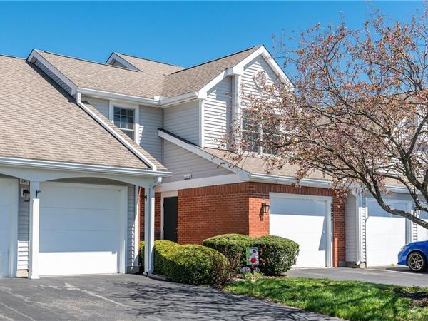 6884 Cedar Cove Drive, Centerville, OH 45459