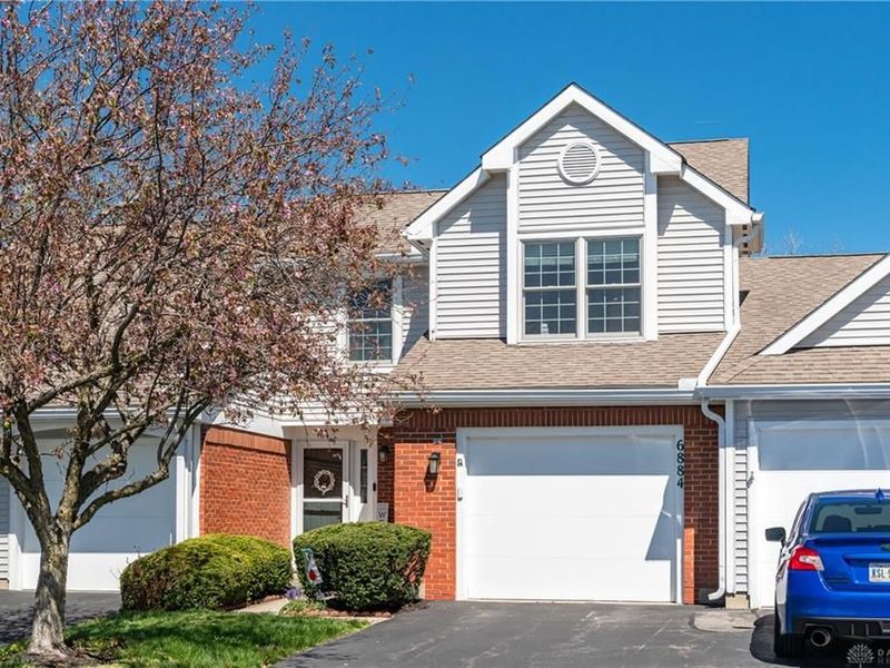 6884 Cedar Cove Drive, Centerville, OH 45459 Photo 2