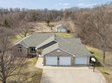 4465 Farmdale Circle, Saint Augusta, MN 56301