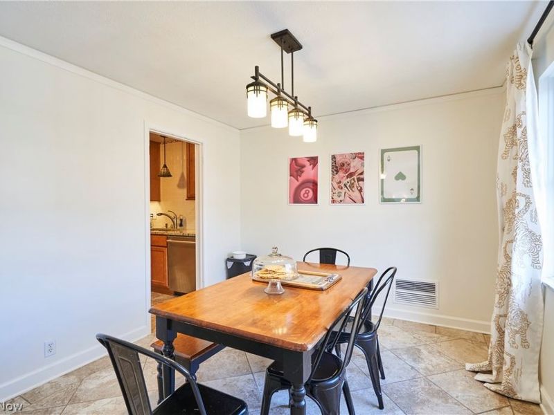 18975 Van Aken Boulevard, Unit 411, Shaker Heights, OH 44122 Photo 16