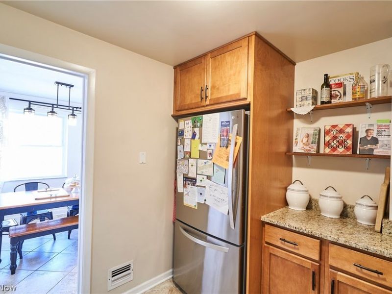 18975 Van Aken Boulevard, Unit 411, Shaker Heights, OH 44122 Photo 17