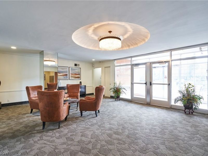 18975 Van Aken Boulevard, Unit 411, Shaker Heights, OH 44122 Photo 21