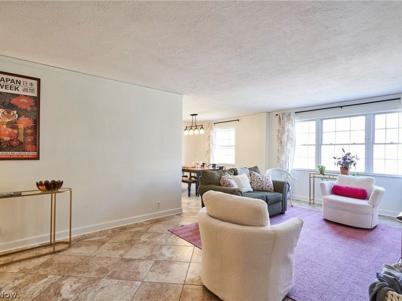 18975 Van Aken Boulevard, Unit 411, Shaker Heights, OH 44122 Photo 3