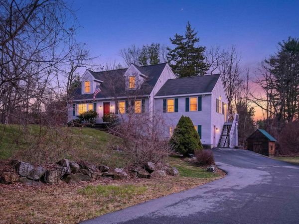 2 Joslin Road, Amherst, NH 03031