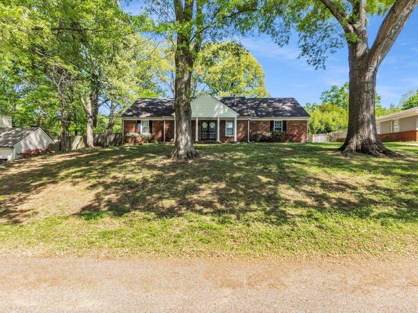 2760 BRAGG LN, Bartlett, TN 38134