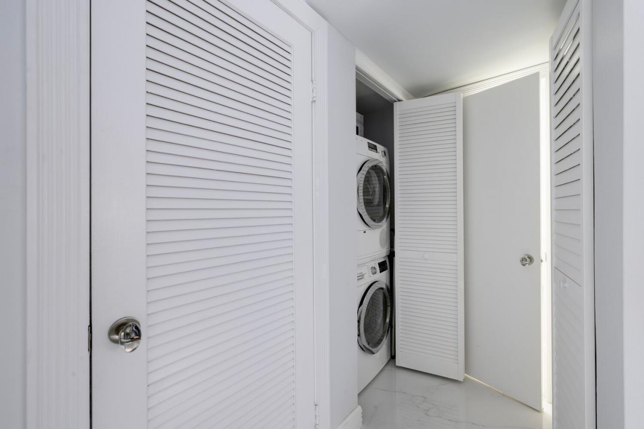 170 N Ocean Boulevard, Unit 412, Palm Beach, FL 33480 Photo