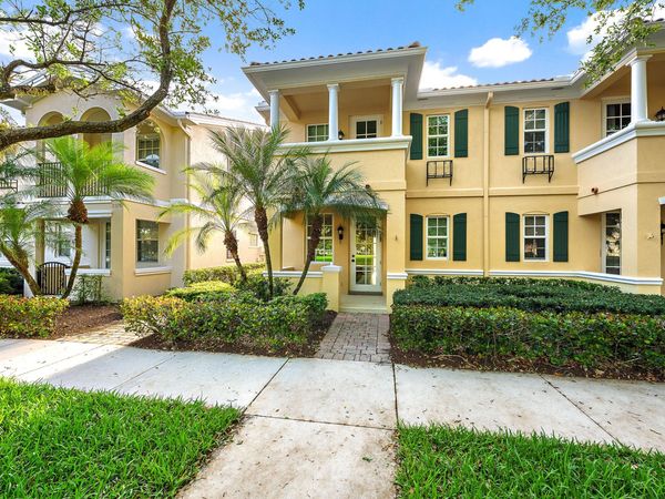 3372 Greenway Drive, Jupiter, FL 33458