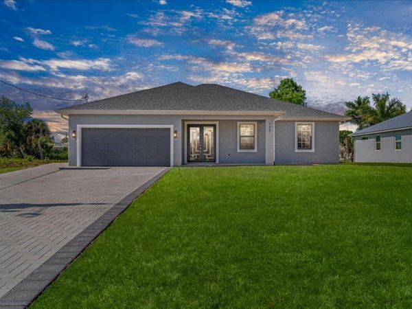 7427 Sea Mist Drive, Port Charlotte, FL 33981