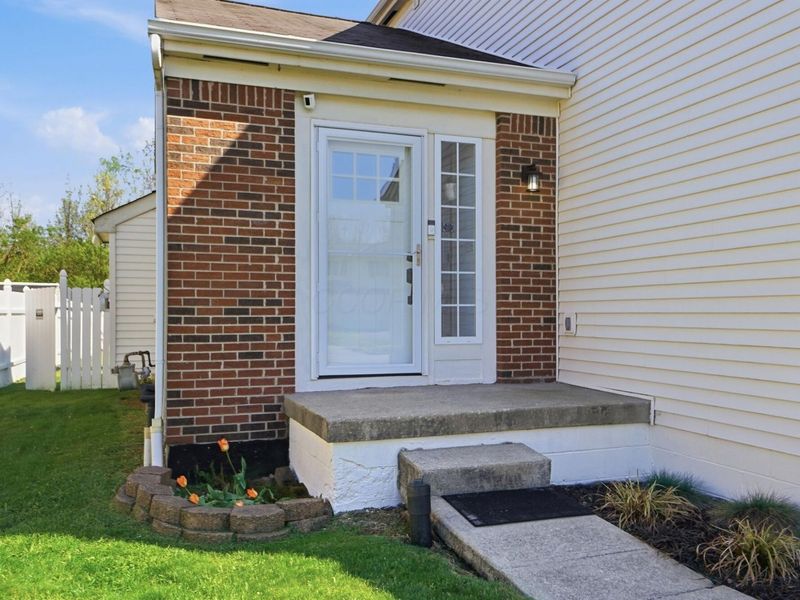 4870 Allwood Court, Columbus, OH 43231 Photo 5