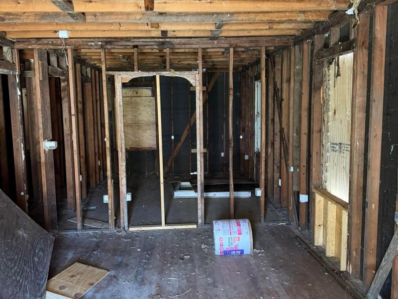 2281 Delbert Road, Columbus, OH 43211 Photo 7