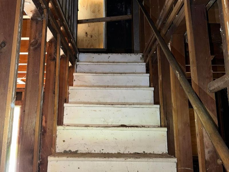 2281 Delbert Road, Columbus, OH 43211 Photo 9