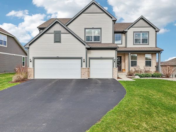 1014 Persimmon Court , Crystal Lake, IL 60012