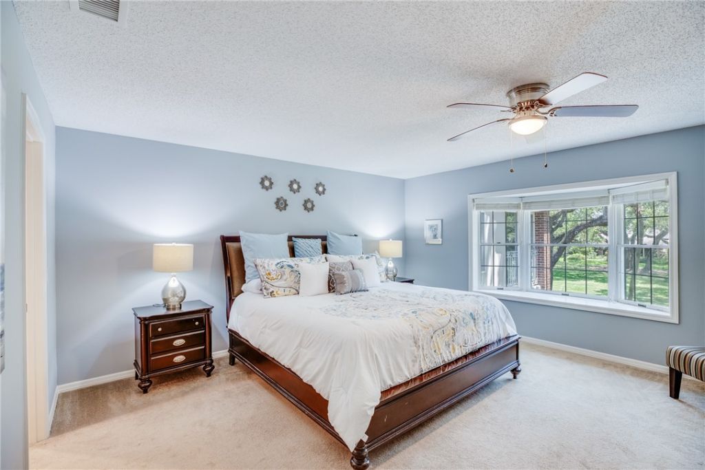 107 W Park Shores Circle, Unit 28W, Vero Beach, FL 32963 Photo