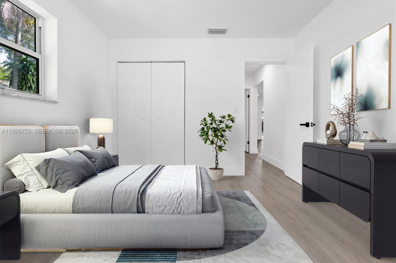 2704 Cleveland St , Hollywood, FL 33020 Photo