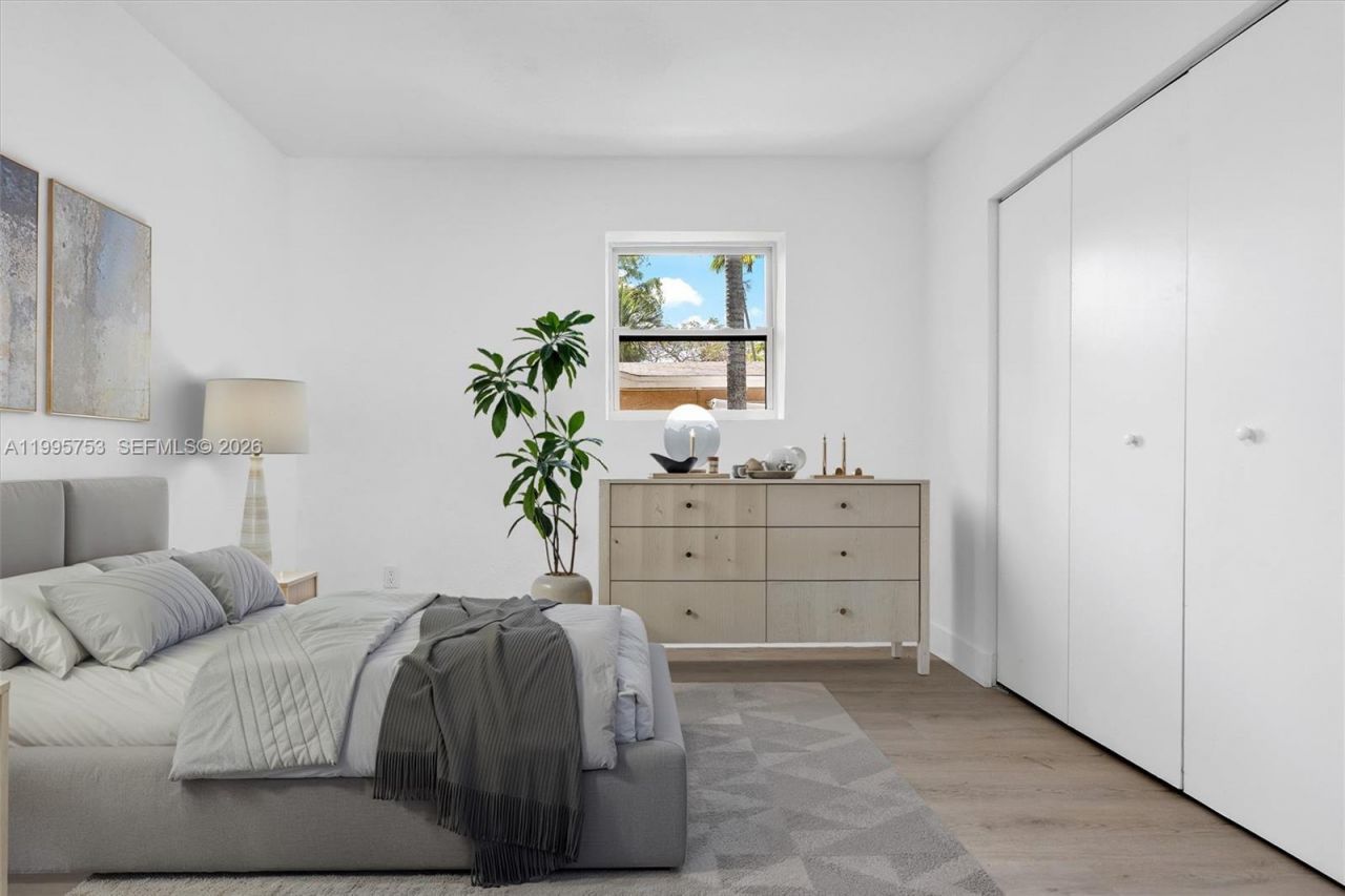 2704 Cleveland St , Hollywood, FL 33020 Photo