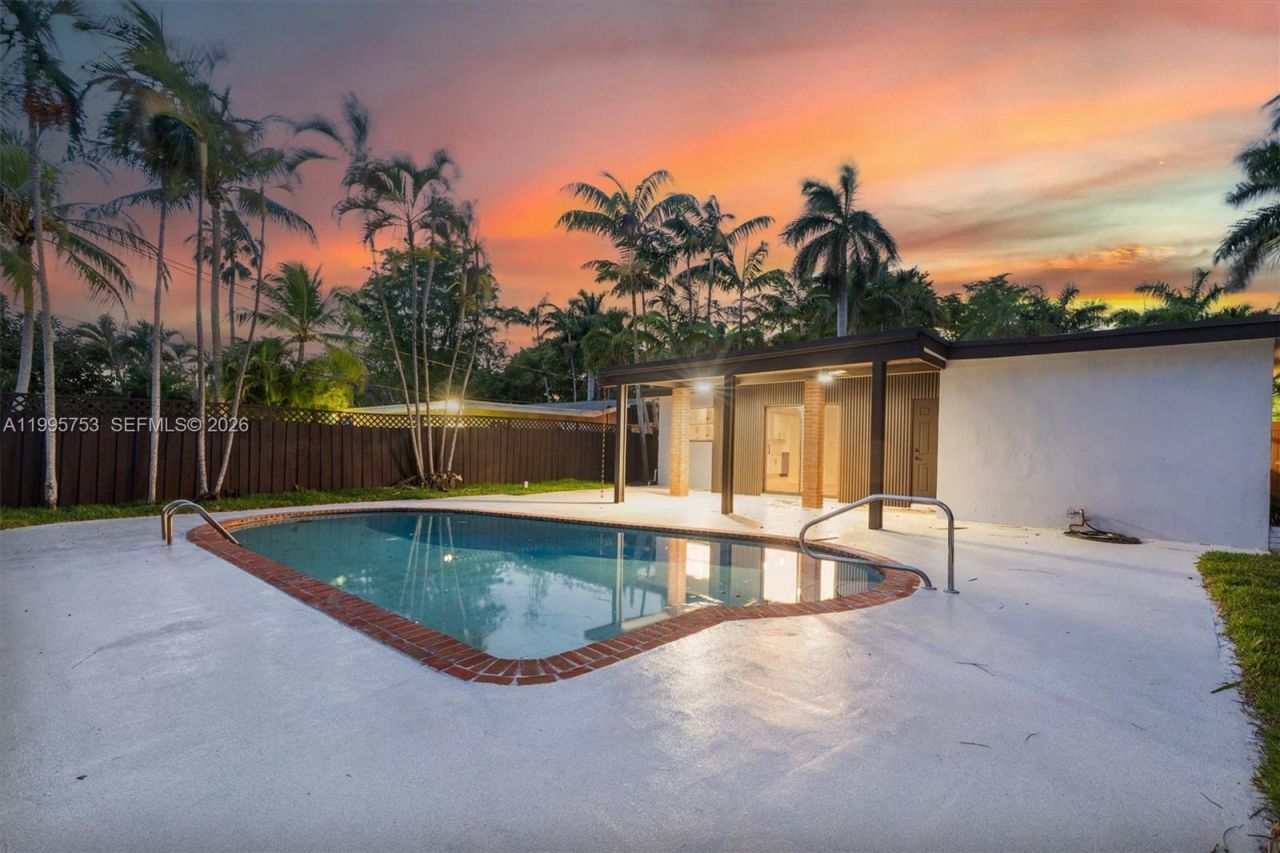 2704 Cleveland St, Hollywood, FL 33020 Photo