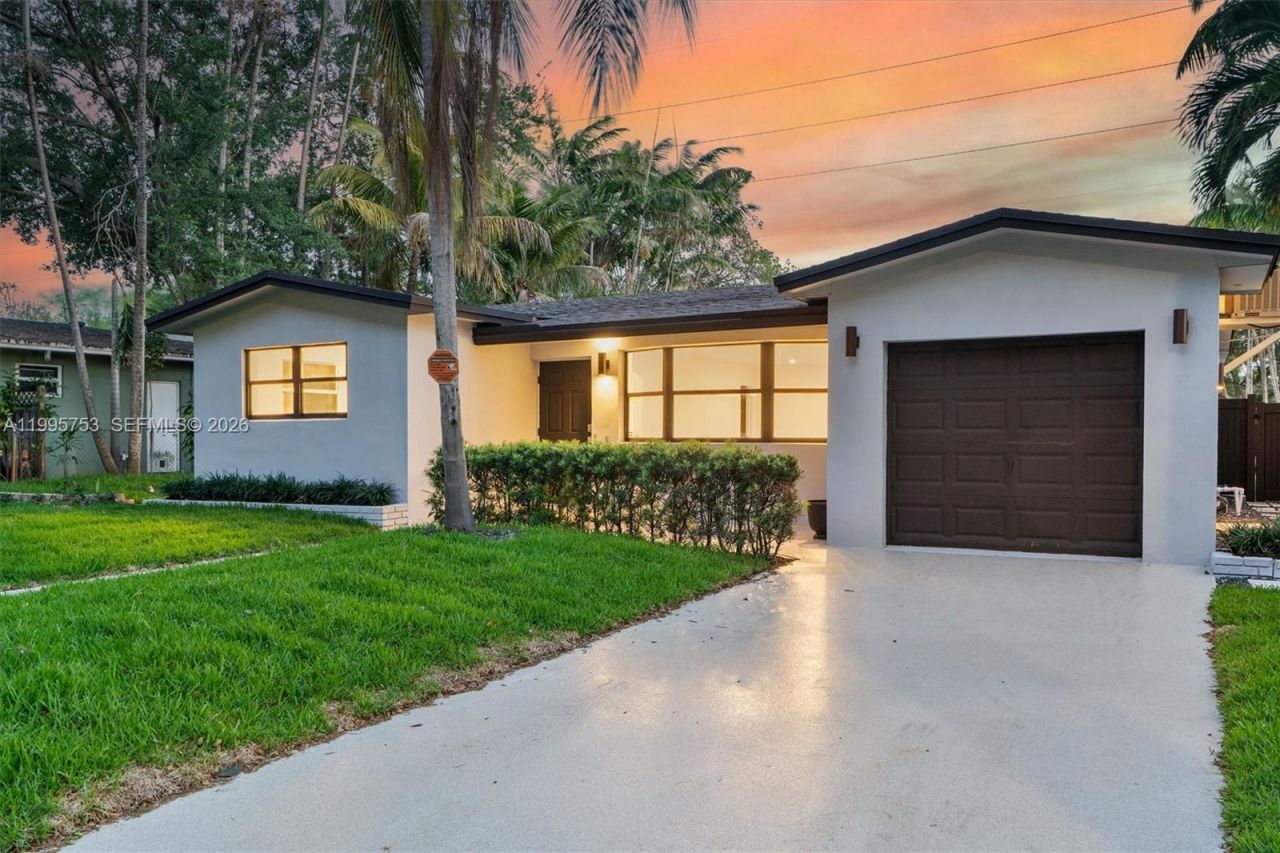 2704 Cleveland St, Hollywood, FL 33020 Photo