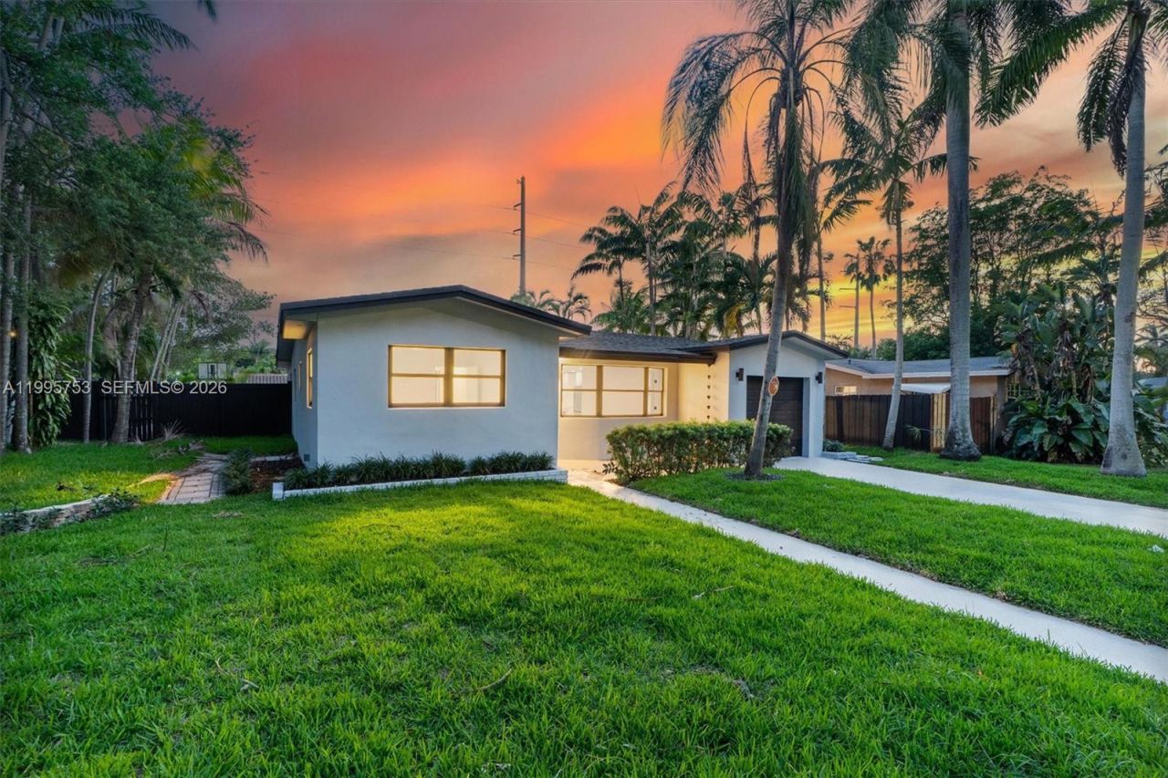 2704 Cleveland St, Hollywood, FL 33020 Photo