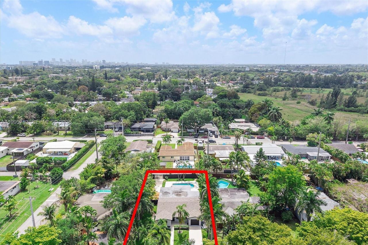 2704 Cleveland St, Hollywood, FL 33020 Photo