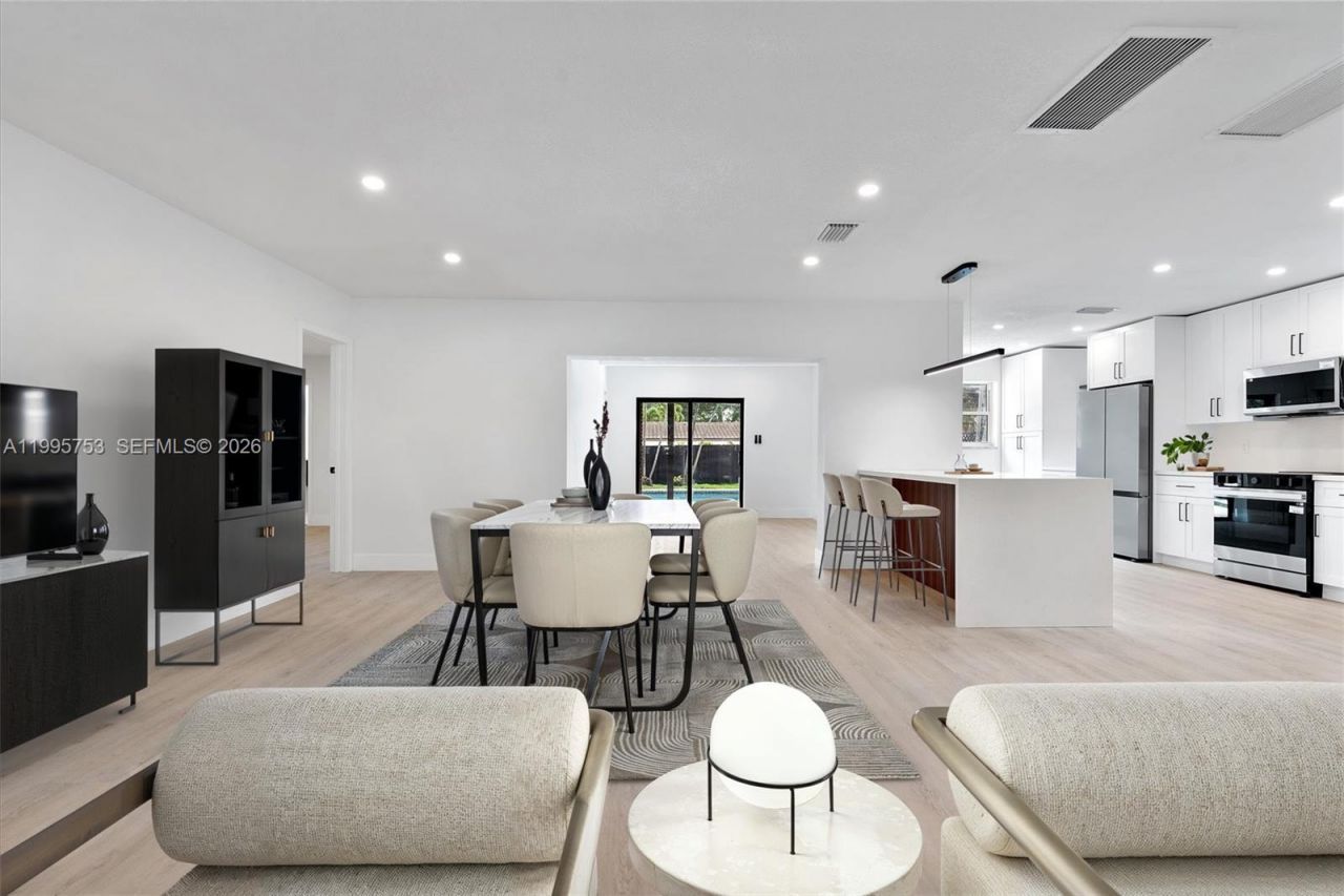 2704 Cleveland St, Hollywood, FL 33020 Photo