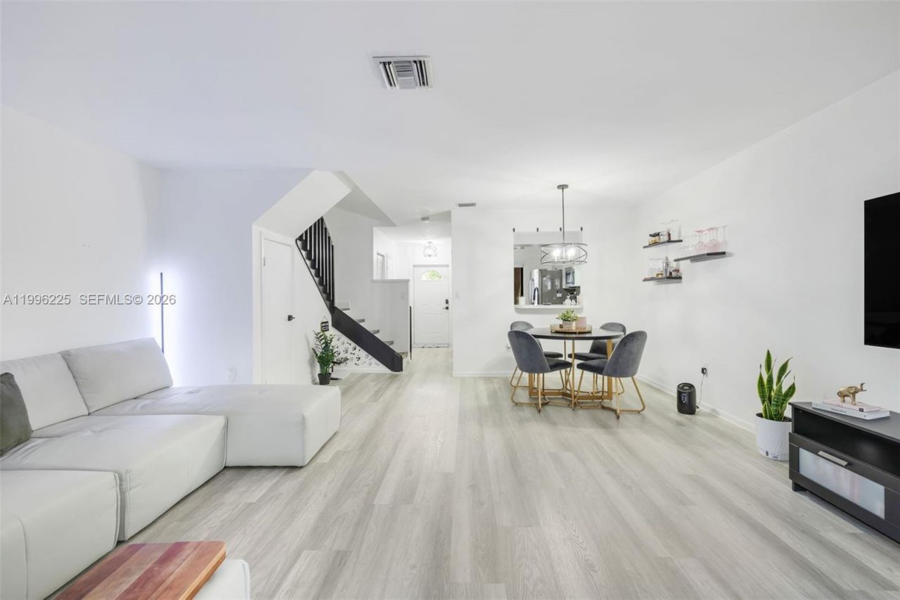 4155 Coral Springs Dr , Unit 4155, Coral Springs, FL 33065 Photo