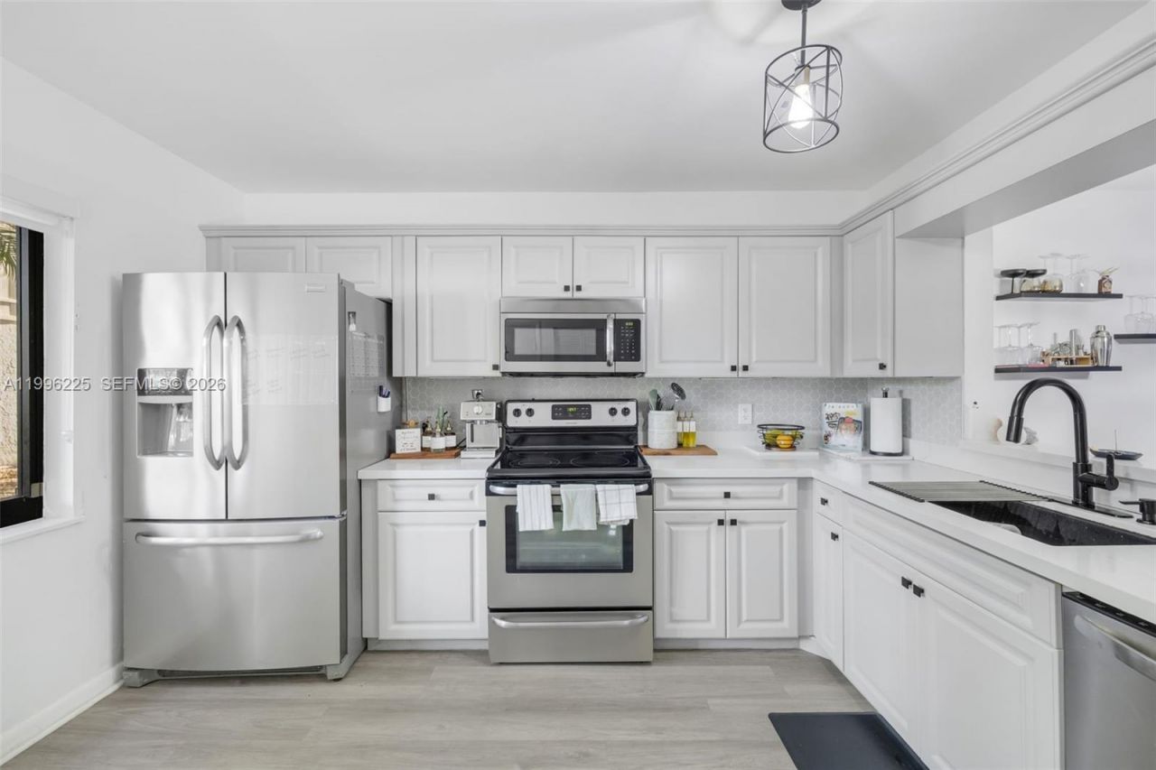 4155 Coral Springs Dr , Unit 4155, Coral Springs, FL 33065 Photo