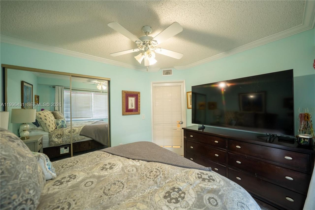 850 SW 138th Ave , Unit 411D, Pembroke Pines, FL 33027 Photo