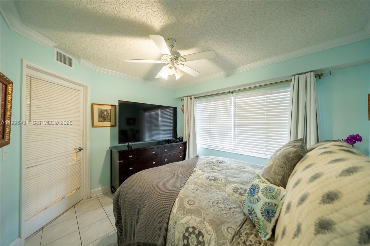 850 SW 138th Ave , Unit 411D, Pembroke Pines, FL 33027 Photo