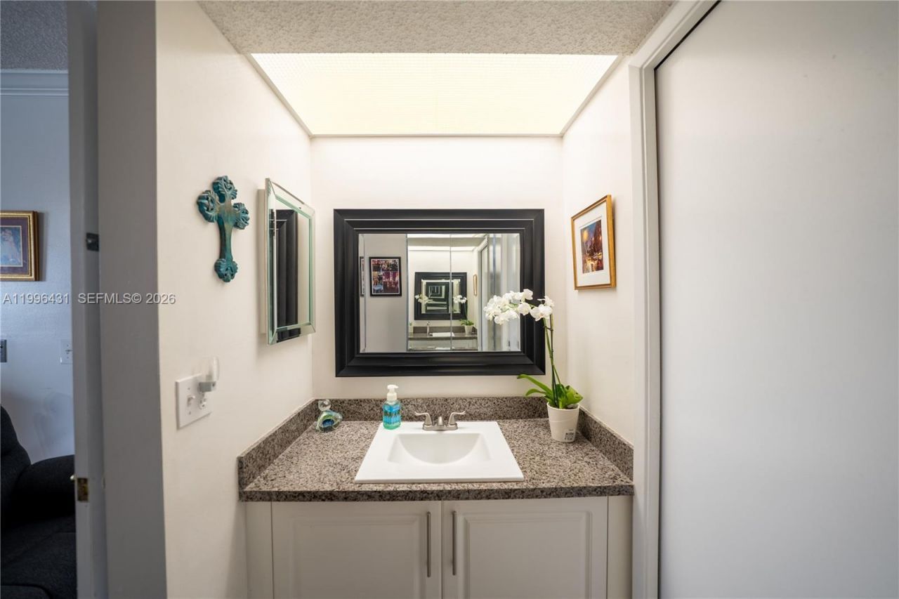 850 SW 138th Ave , Unit 411D, Pembroke Pines, FL 33027 Photo