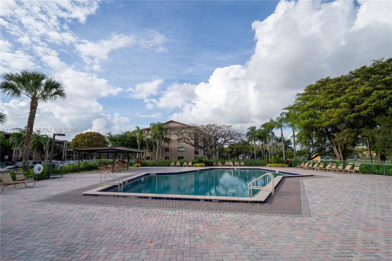 850 SW 138th Ave , Unit 411D, Pembroke Pines, FL 33027 Photo