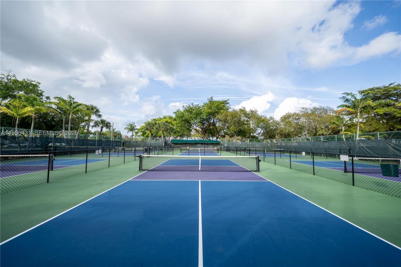 850 SW 138th Ave , Unit 411D, Pembroke Pines, FL 33027 Photo