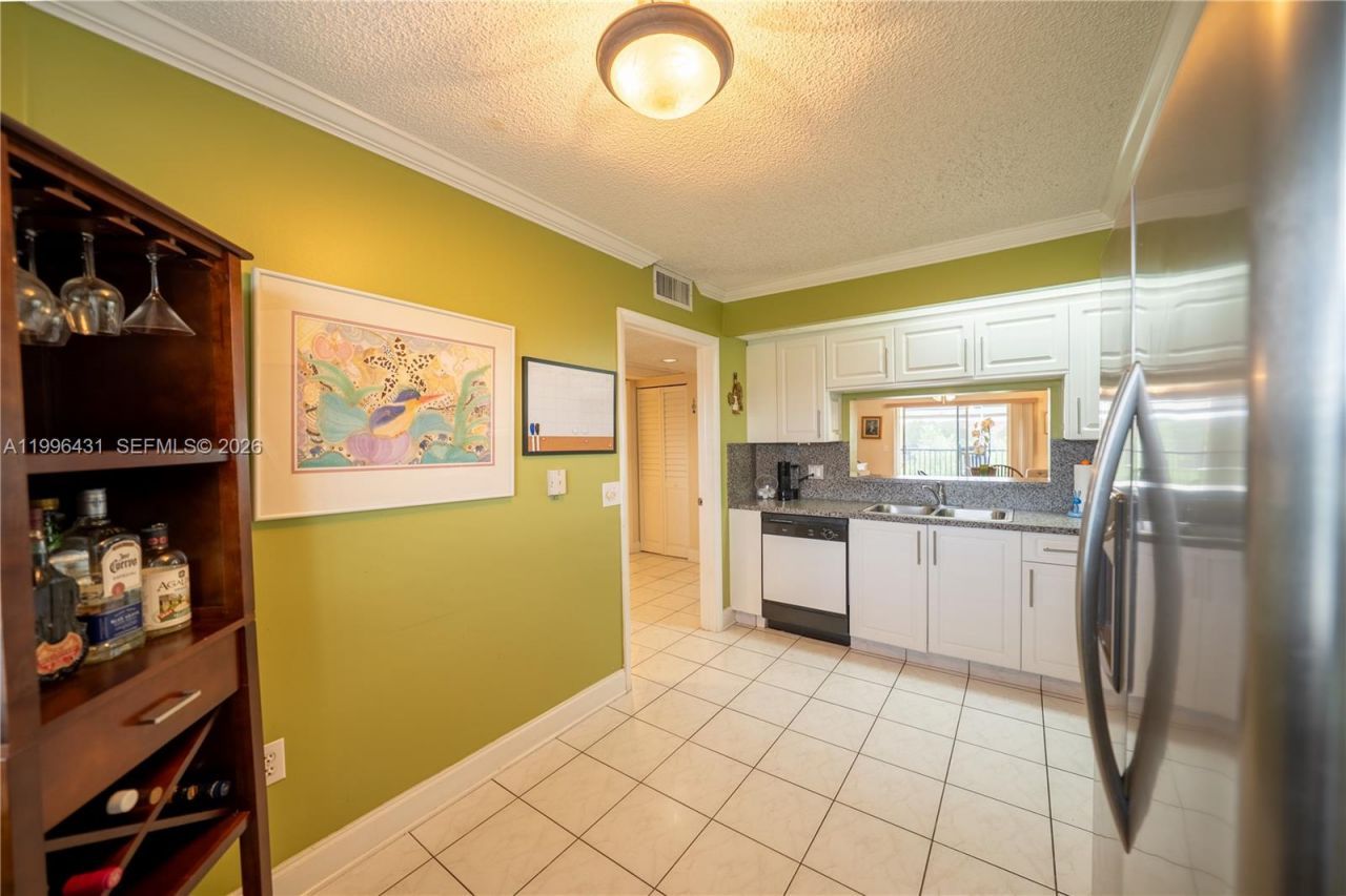 850 SW 138th Ave , Unit 411D, Pembroke Pines, FL 33027 Photo