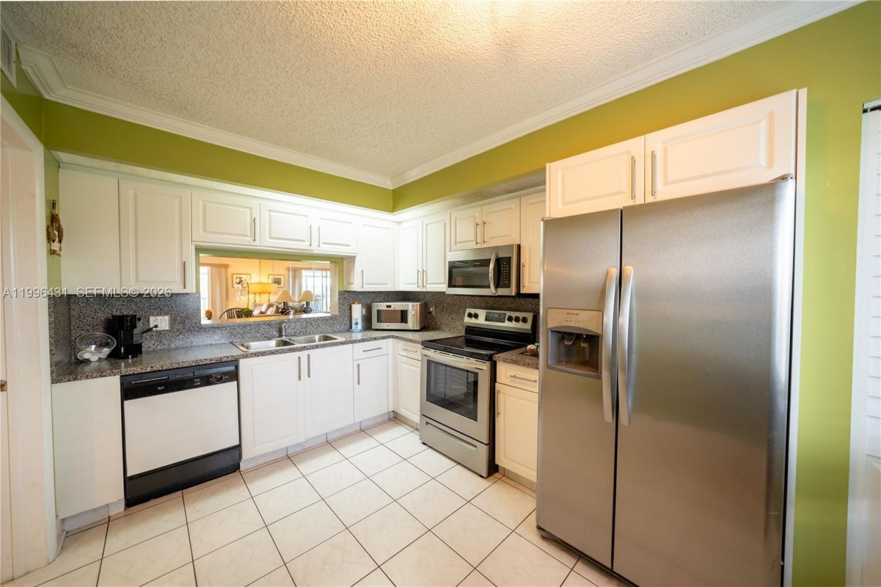 850 SW 138th Ave , Unit 411D, Pembroke Pines, FL 33027 Photo