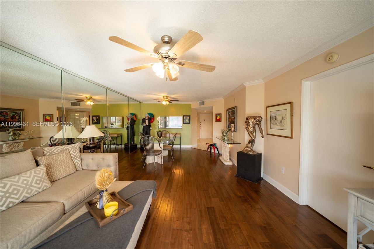 850 SW 138th Ave , Unit 411D, Pembroke Pines, FL 33027 Photo