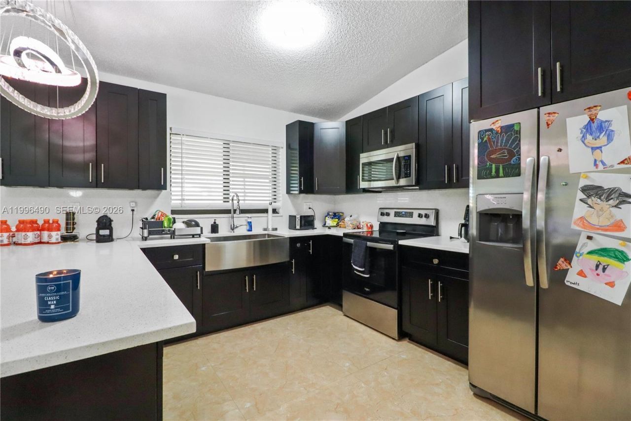 10940 SW 143rd Ct, Miami, FL 33186 Photo